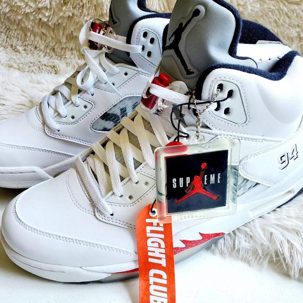 Jordan 5 White Retro Supreme's - Picture 2 of 10